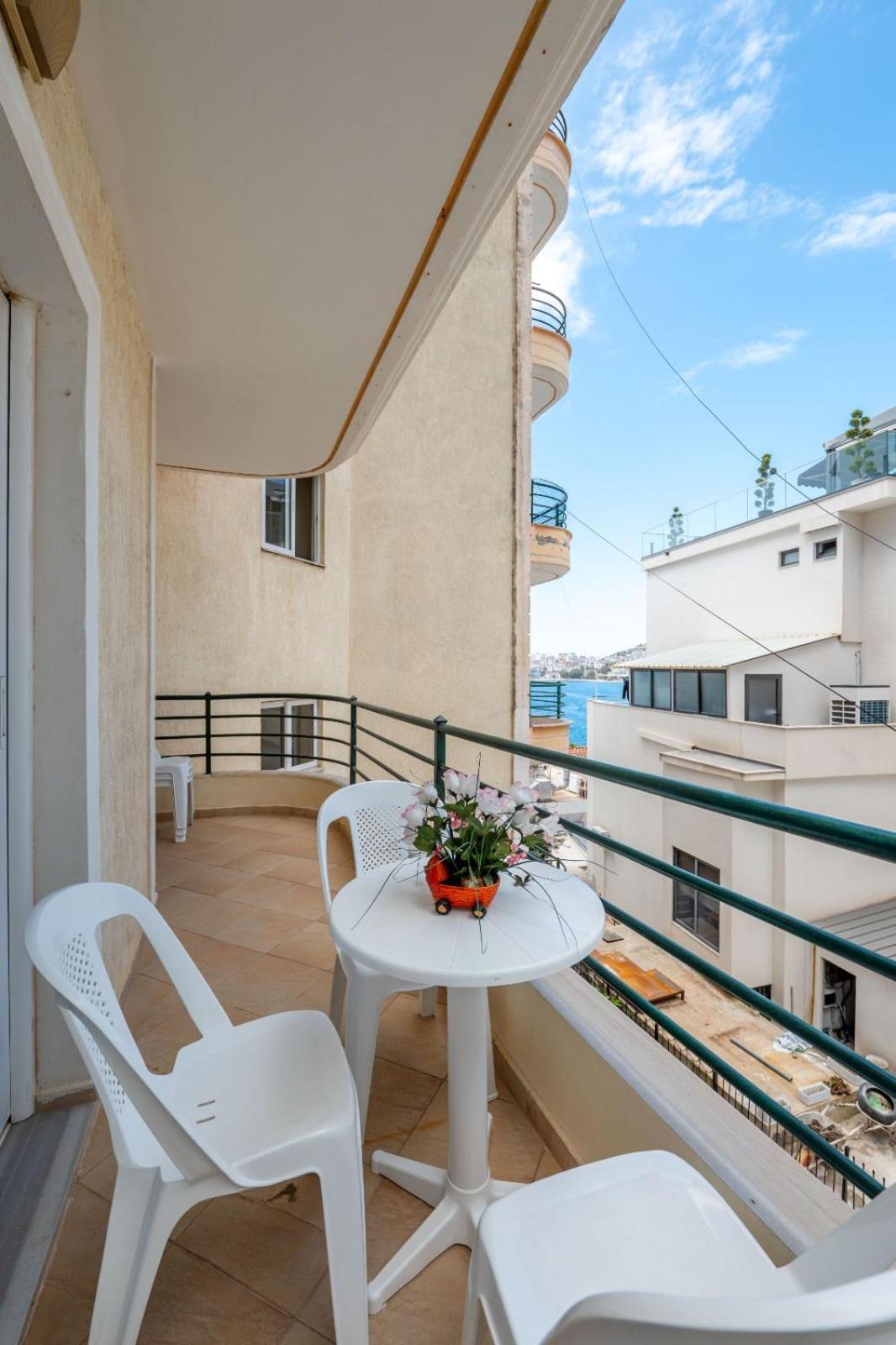 Noel Sea View Apartments Sarande Exterior photo
